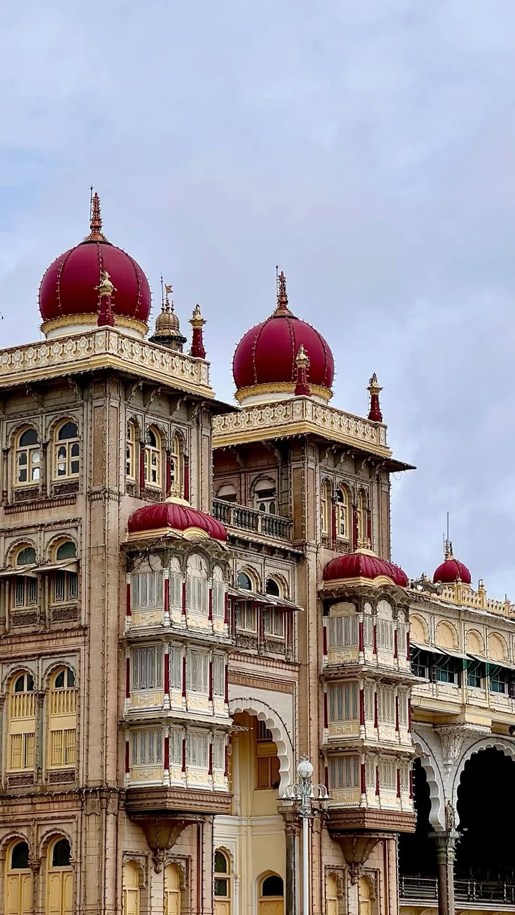 About Karnataka Royal Heritage & Hills